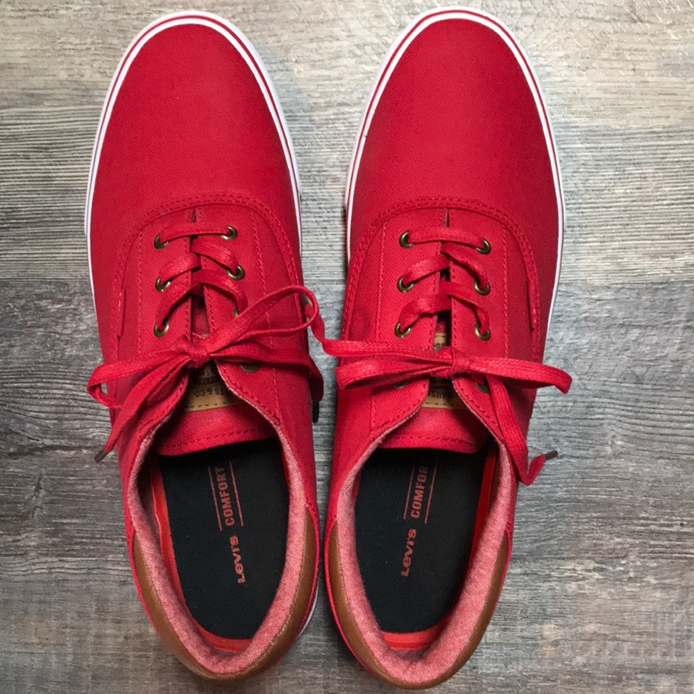 Men’s Levi tennis shoes - size 12 - RED!